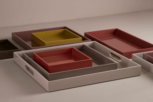 LUX LACQUER TRAY S - Soft Powder