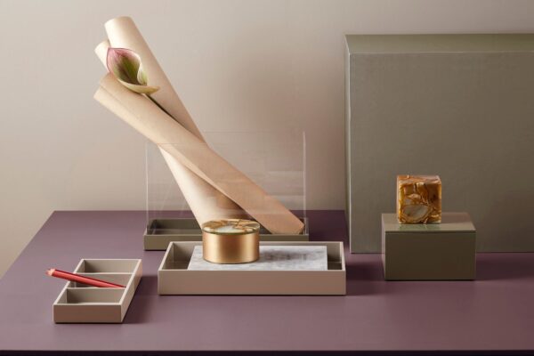 LUX LACQUER TRAY S - Soft Powder