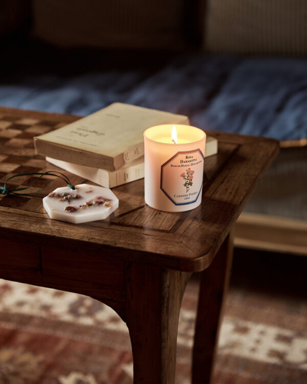 DAMASK ROSE – The Scented Candle