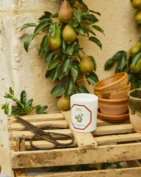 PEAR – The Scented Candle